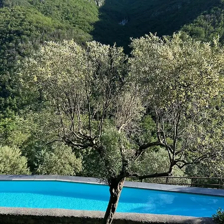 Castelletto With Mountain View * Colletta