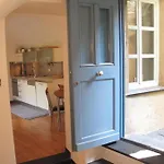 Caprice Flat Sleeps 4 With Garden Διαμέρισμα