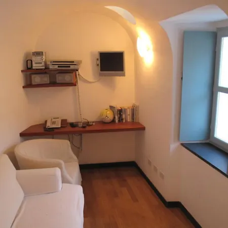 Lejlighed Caprice Flat Sleeps 4 With Garden Colletta