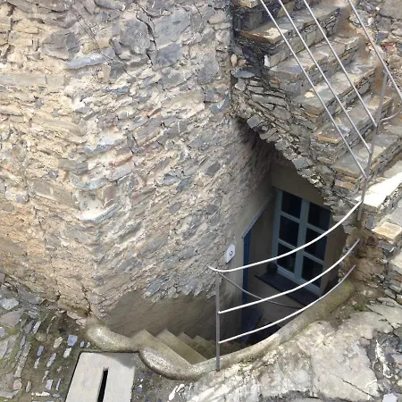 Castelletto With Mountain View Apartment