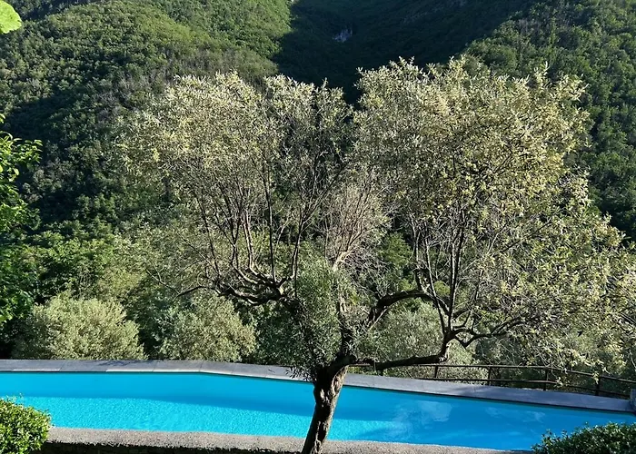 Castelletto With Mountain View * Colletta