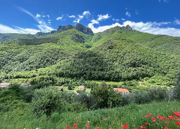 Castelletto With Mountain View * Colletta